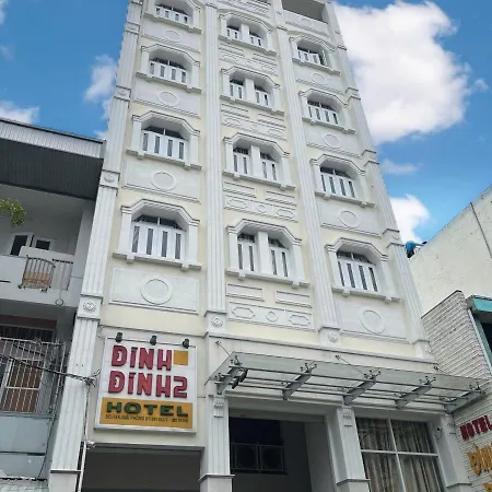 Dinh Dinh 2 Airport Hotel